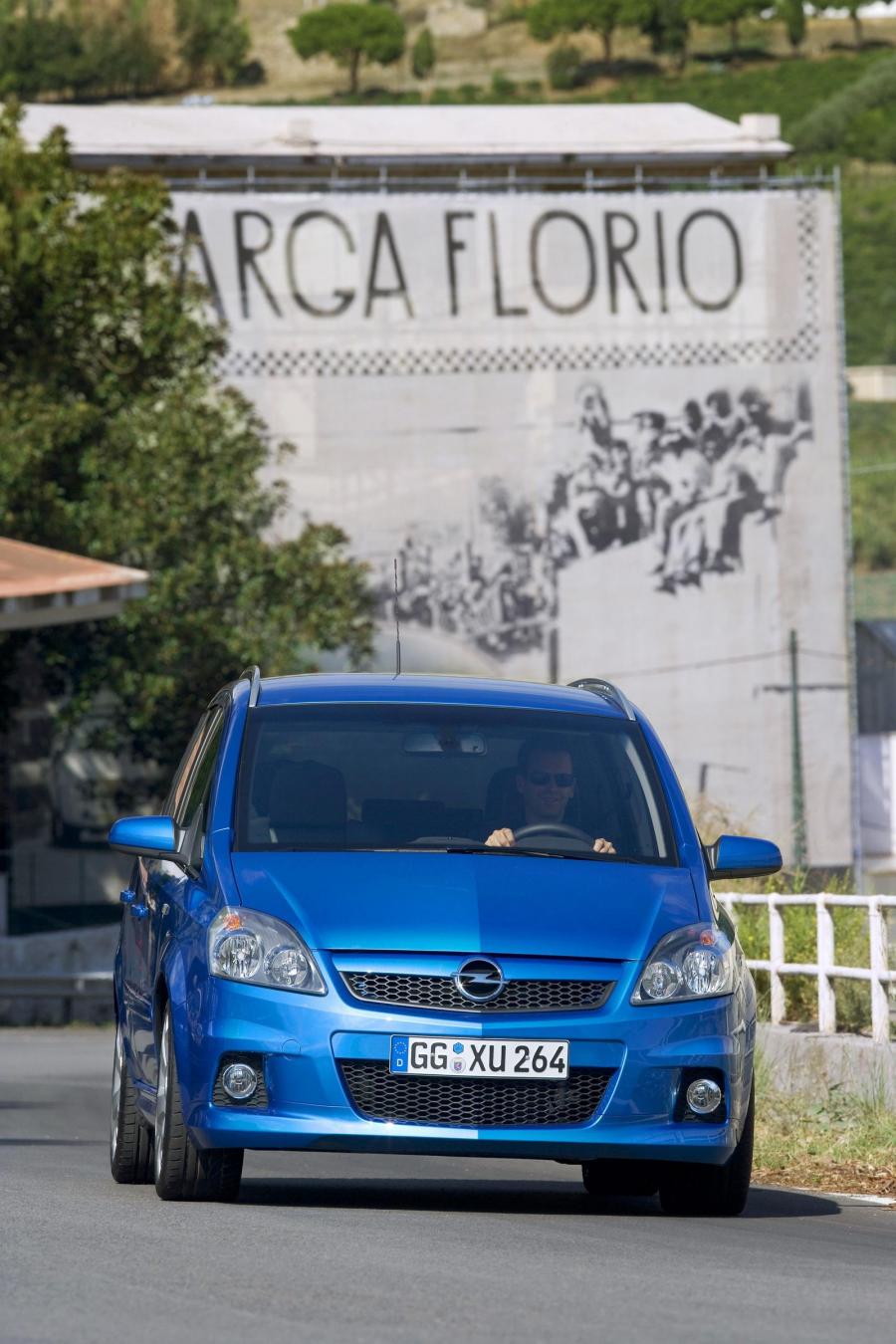  Opel Zafira OPC 2006 года  (фото 5 из 28)